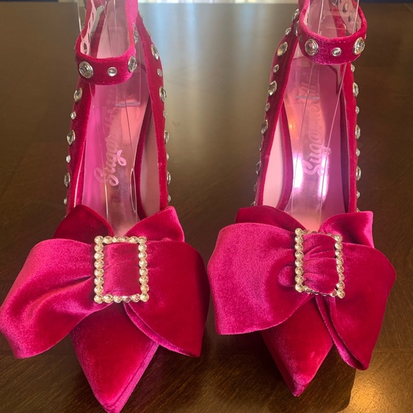 NWOB DOLLS KILL Sugar Thrillz “Unwrap Me” Velvet Platform Heels in Pink, Size 9 - Picture 2 of 9